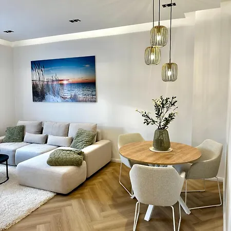 Apartment White Pearl