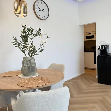 Apartment White Pearl