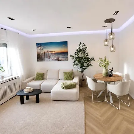 White Pearl - Modernes Zentral & Strandnah Lejlighed *